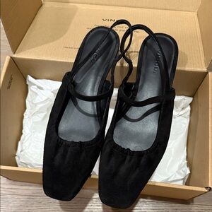 Vince Women's Black Suede Slingback Flats (size 7.5)